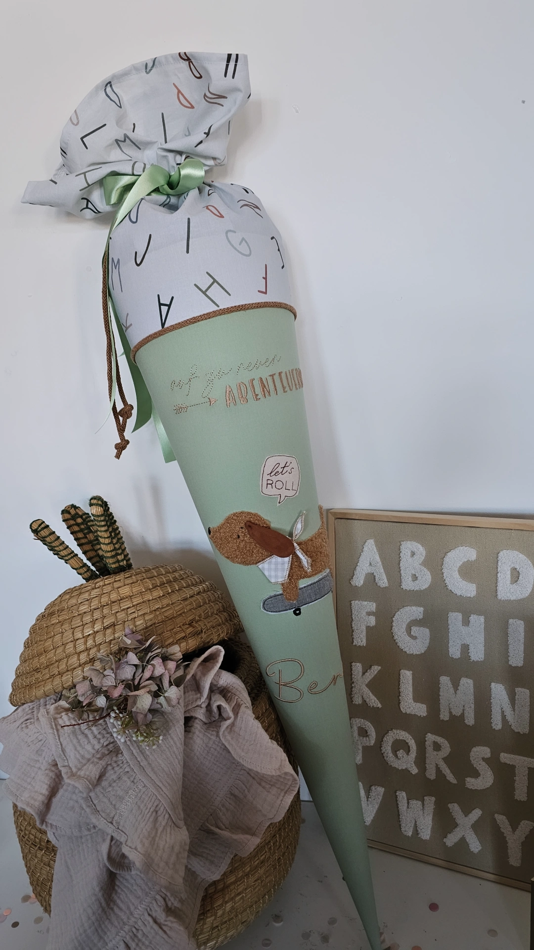 Schultüte Dackel hellgrün | atelier-kleeblatt.de | Jetzt Kaufen