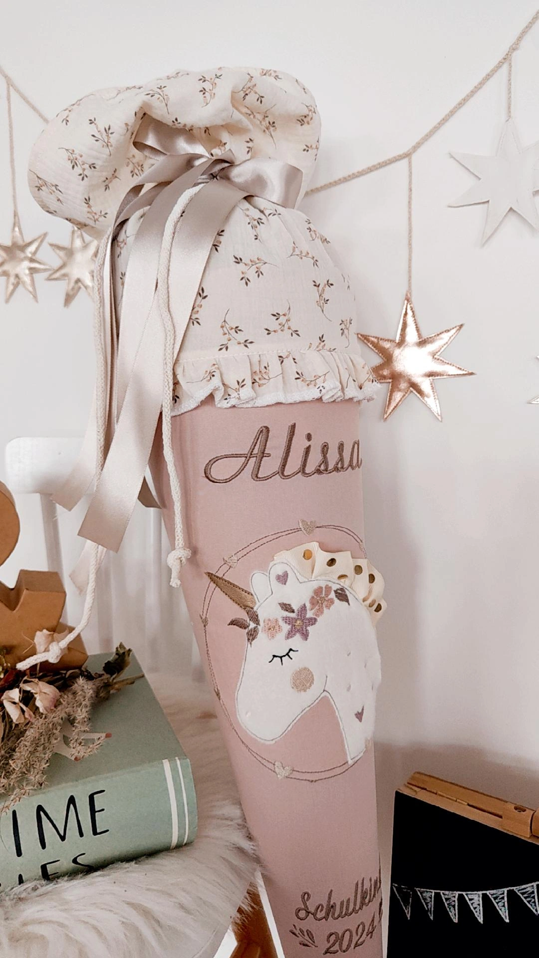 Schultüte Einhorn Rüsche puderrosa  | atelier-kleeblatt.de | Jetzt Kaufen